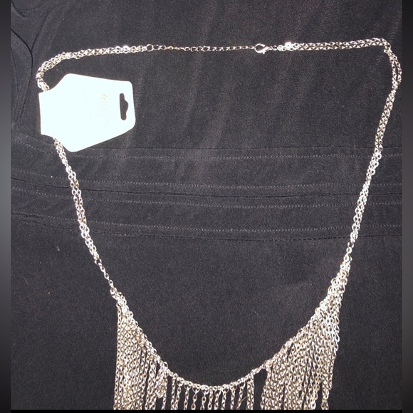 Fashion Faux Silver Necklace - Picture 6 of 7